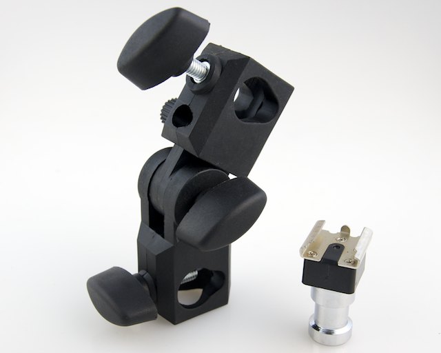 Umbrella/Light Stand Flash Holder with Metal Hot Shoe